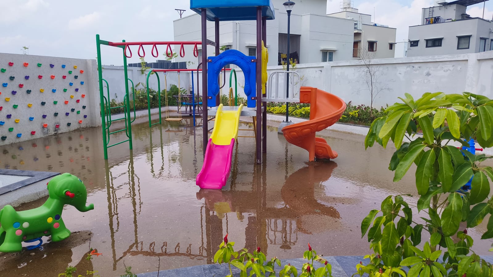 Poorvi Enchanting Highlight 2